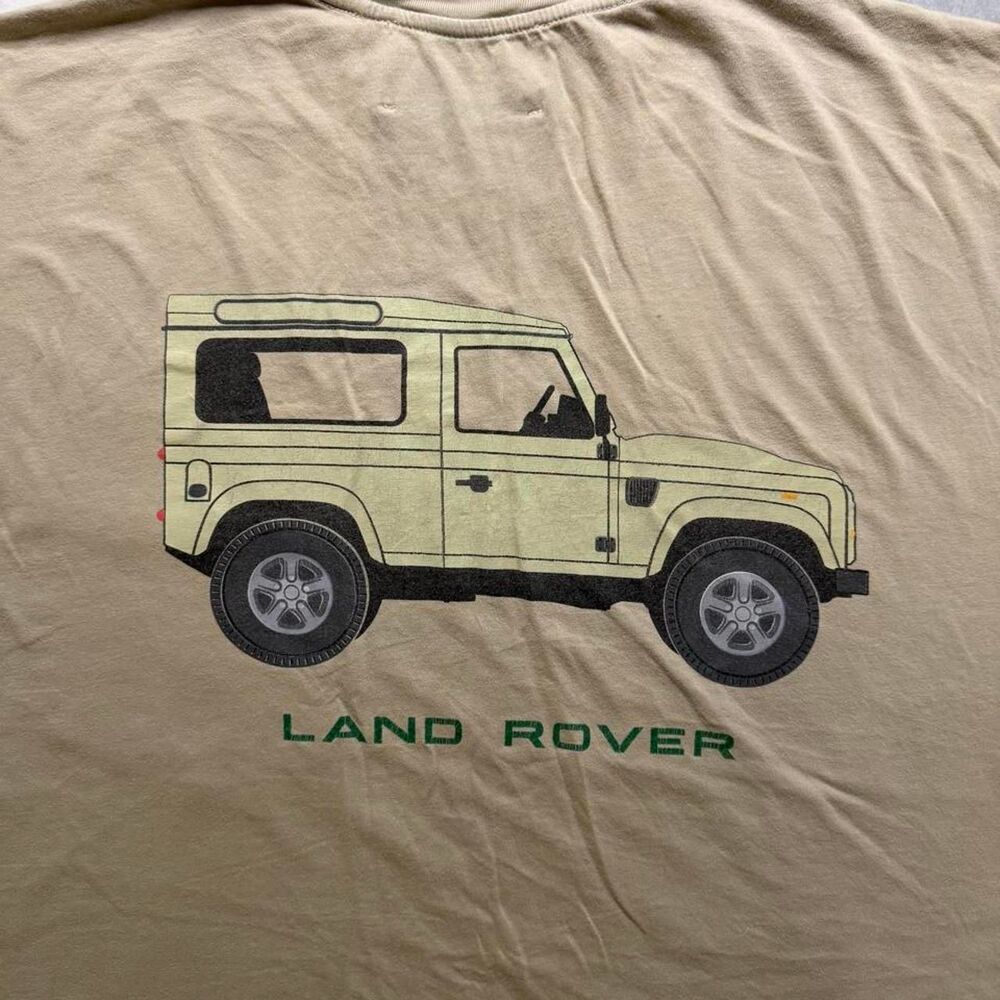 Classic Land Rover Defender Pocket Tee - Picture 3 of 4